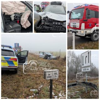 🗓️Datum: 27.12.2025
⏰Uhrzeit: 12.55 Uhr 
🚒🚑 Einsatzart: THL 1
📍Einsatzort: FTO Flughafen Tagente Ost 
🚒🚑🚁🚓 Eingesetzte Kräfte:
@feuerwehr_altenerding
@feuerwehr_moosinning
@feuerwehr_notzing 
@polizeiobn

Pkw kommt von der Fahrbahn ab

Gegen 12:45 Uhr befuhr eine 43-Jährige aus dem nördlichen Landkreis Freising mit ihrem VW die Staatsstraße 2580 (FTO) von Erding kommend in Richtung Moosinning. Zwischen den Abfahrten Erding Mitte und Erding Süd kam die Pkw-Fahrerin allein beteiligt nach rechts von der Fahrbahn ab und kollidierte mit der dortigen Leitplanke.

Bei dem Unfall wurde die Fahrerin leicht verletzt. Sie wurde zur weiteren medizinischen Behandlung ins Klinikum Erding verbracht.

Der Gesamtschaden am Pkw beläuft sich auf ca. 30.000 Euro. Das Fahrzeug war nicht mehr fahrbereit und wurde abgeschleppt. Die Leitplanke wurde bei dem Unfall ebenfalls beschädigt.

Die Fahrbahn der Staatsstraße musste für eine halbe Stunde komplett gesperrt werden.

Die Freiwillige Feuerwehr Moosinning unterstütze bei der Verkehrslenkung am Unfallort.

Quelle: PI Erding 

📷 Günter Herkner

#thl #unfall #feuerwehr #rettungsdienst #polizei luftrettung blaulicht technischehilfe gefahrgut abc brand freiwilligefeuerwehr